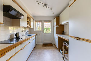 Photo 7- click for photo gallery